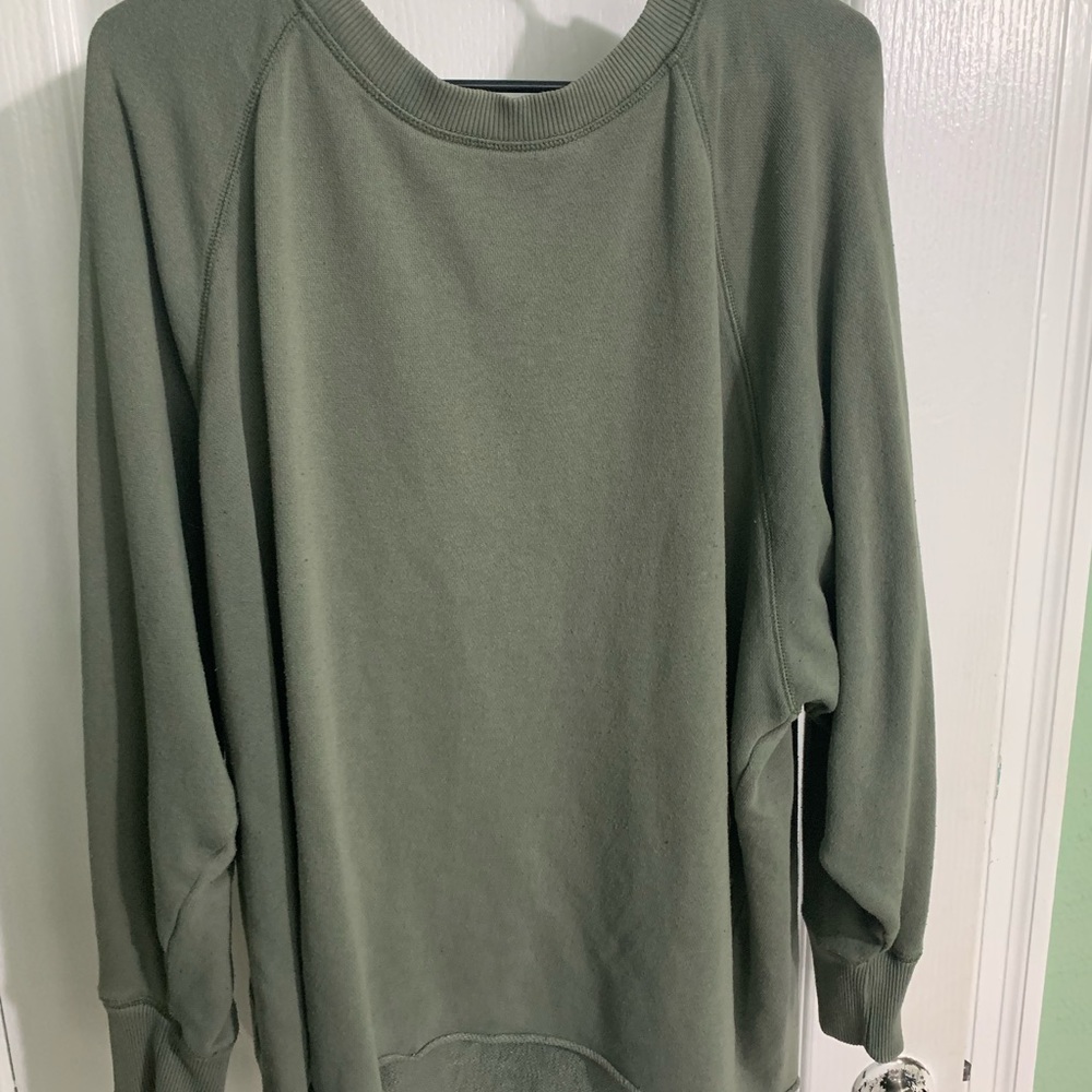 Aerie long sleeve sweat shirt